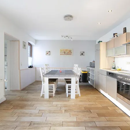 Alte 1 Wolf Apartman *